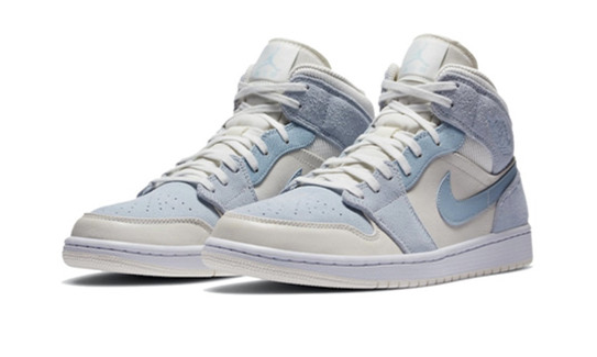 Air Jordan 1 Mid SE ‘Sail Light Blue’