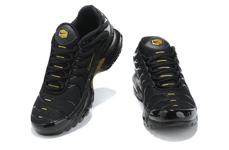 Nike Air Max Plus Black Metallic Gold