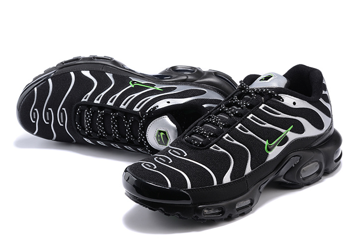 Nike Air Max Plus Black Silver Green Strike