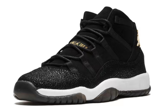 Jordan 11 Retro Heiress Black Stingray