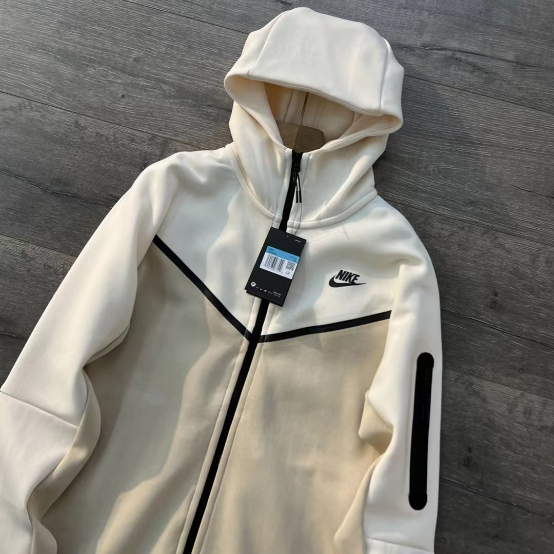 Nike Tech NSW Fleece